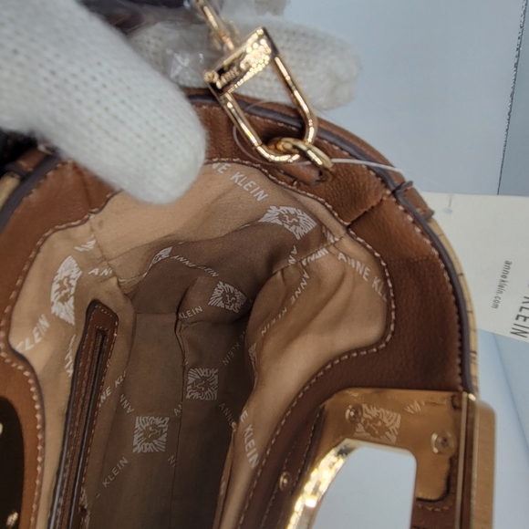 Anne Klein Cork Handle Crossbody Handbag Clutch Gold Metallic Magnet Clousure - Picture 9 of 13